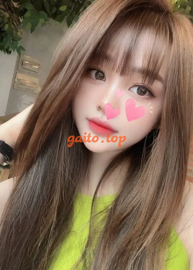 : Gái non Khánh Huyền_ Gương mặt kute, nụ cười tỏa nắng
