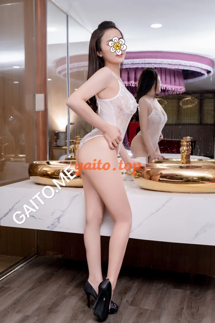 THUỲ TRANG ❤️ GÁI MIỀN TRUNG DỄ THƯƠNG