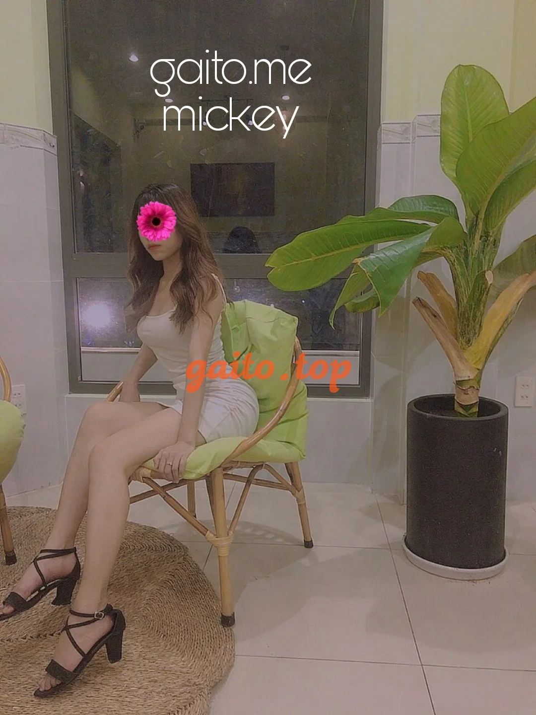 ** NHÃ UYÊN**k ttm body tự nhiên