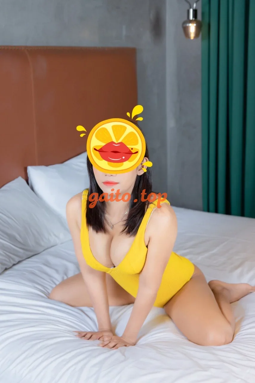QUẾ CHI - XINH - SANG - NHẸ NHÀNG MÀ QUYẾN RŨ - Gái Gọi Cao Cấp