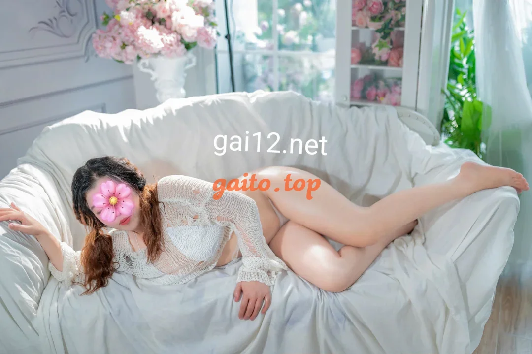 - diễm my- vú to mặt dâm làm tình chuyên nghiệp