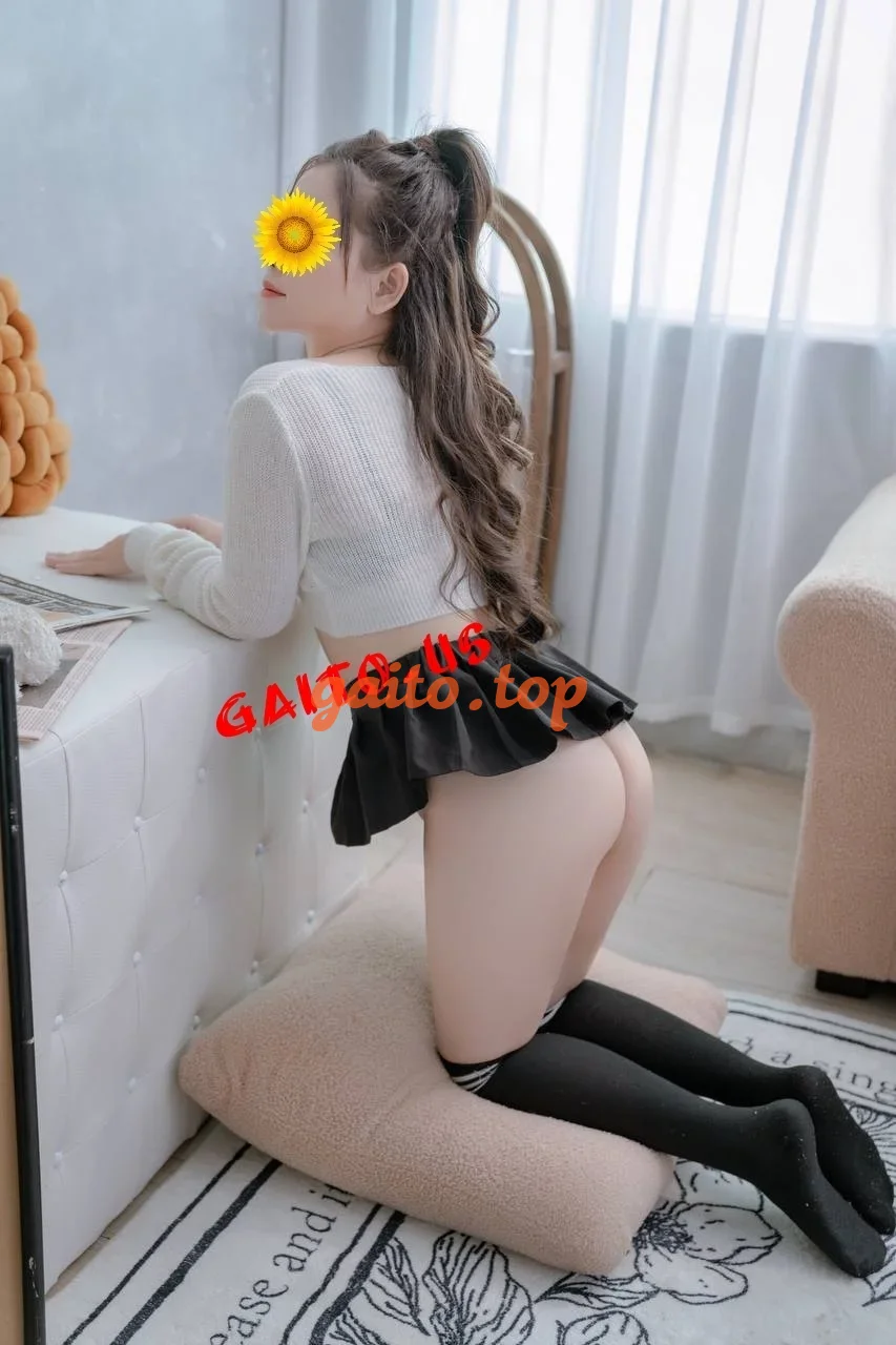 LAN ANH NHẸ NHÀN TÌNH CẢM LÀM TÌNH NHƯ NGƯỜI YÊU