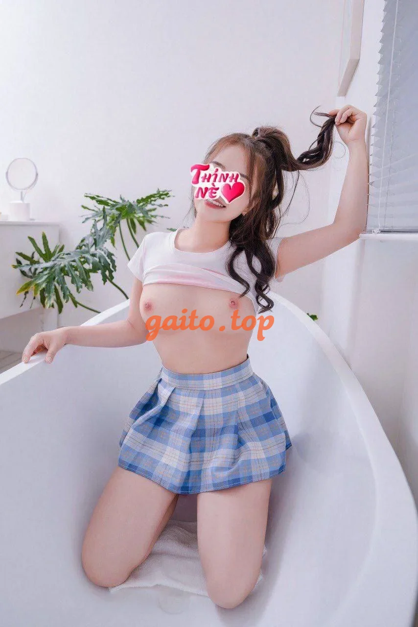 Em Yêu HẢI YẾN GÁI XINH VÚ VUNG ĐẸP YÊU NGAY TỪ CÁI NHÌN