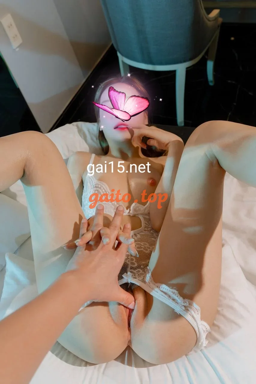 Hot Teen NGỌC THẢO 2k6 Mi Nhon,Nơn Tơ,Dễ Thương,Chiều Khách