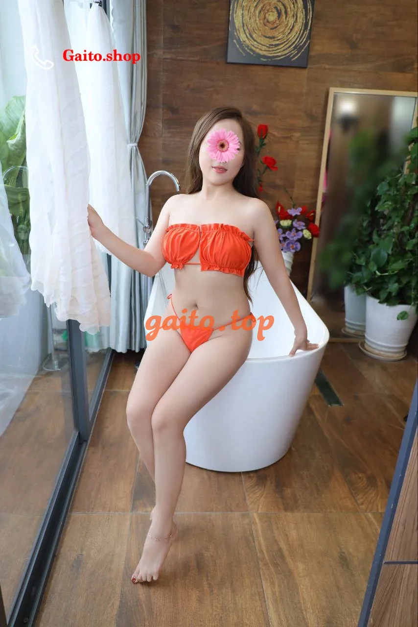 KIỀU ANH - HÀNG MỚI , CAO XINH , CƯỜI DUYÊN DÁG ĐẸP