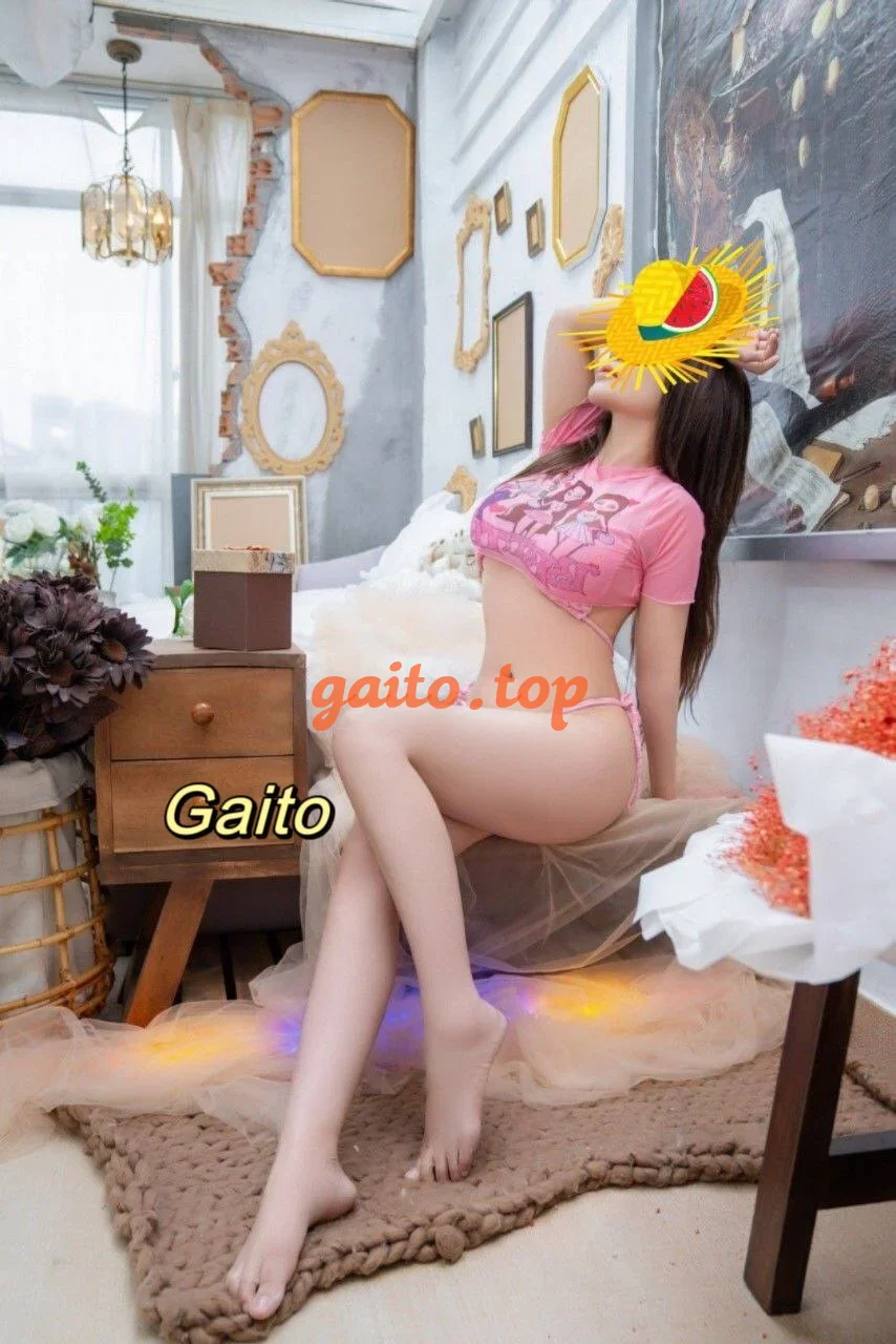 - Hồng Hồng - Hot Girl 9x - Body Siêu Đẹp