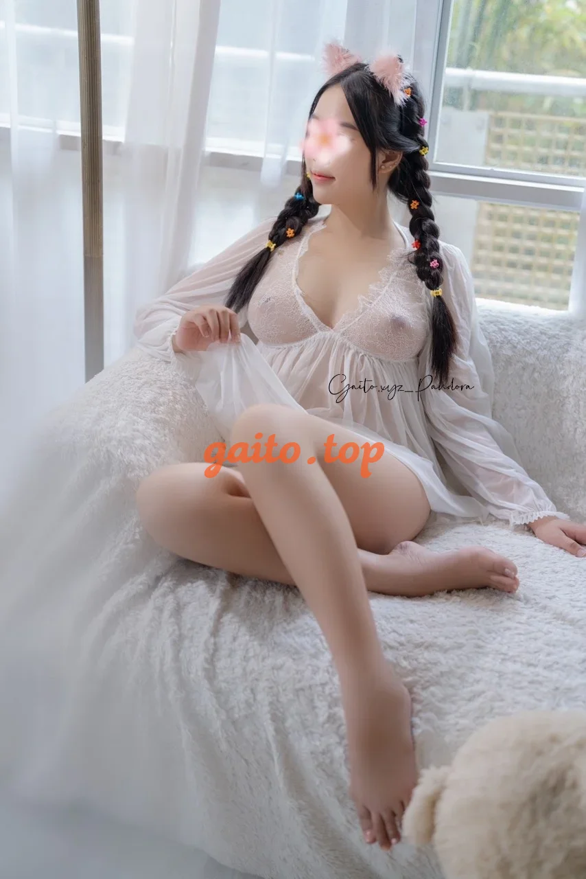 1M66✨ NEW 2K4✨ MINH ANH✨ Gái Mới Lớn Non Xanh Tươi Mơn Mởn