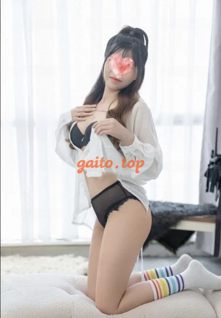 Hoa Anh Đào - Tân Binh Mới Nhú, Giá Cả Cực Hời Cho