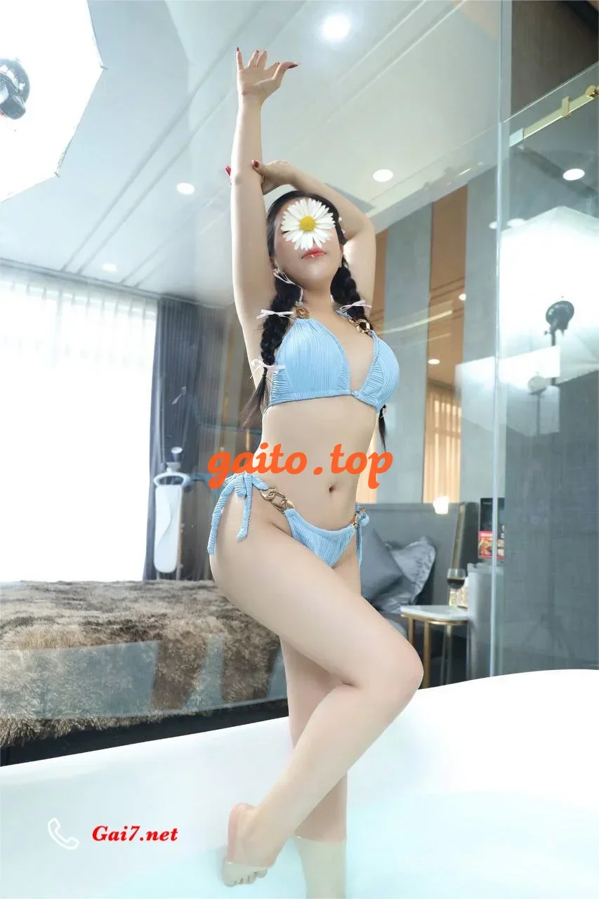 Diệp Khanh - Dễ Thương Ngoan Hiền , Dịch Vụ Chất Lượng