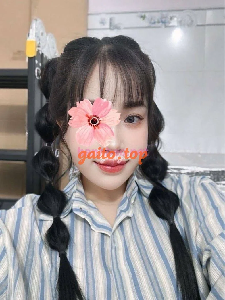 THUỲ LINH❤️MỸ NỮ TÂY ĐÔ, KHUÔN MẶT ĐẸP CUỐN HÚT MỌI ÁNH NHÌN