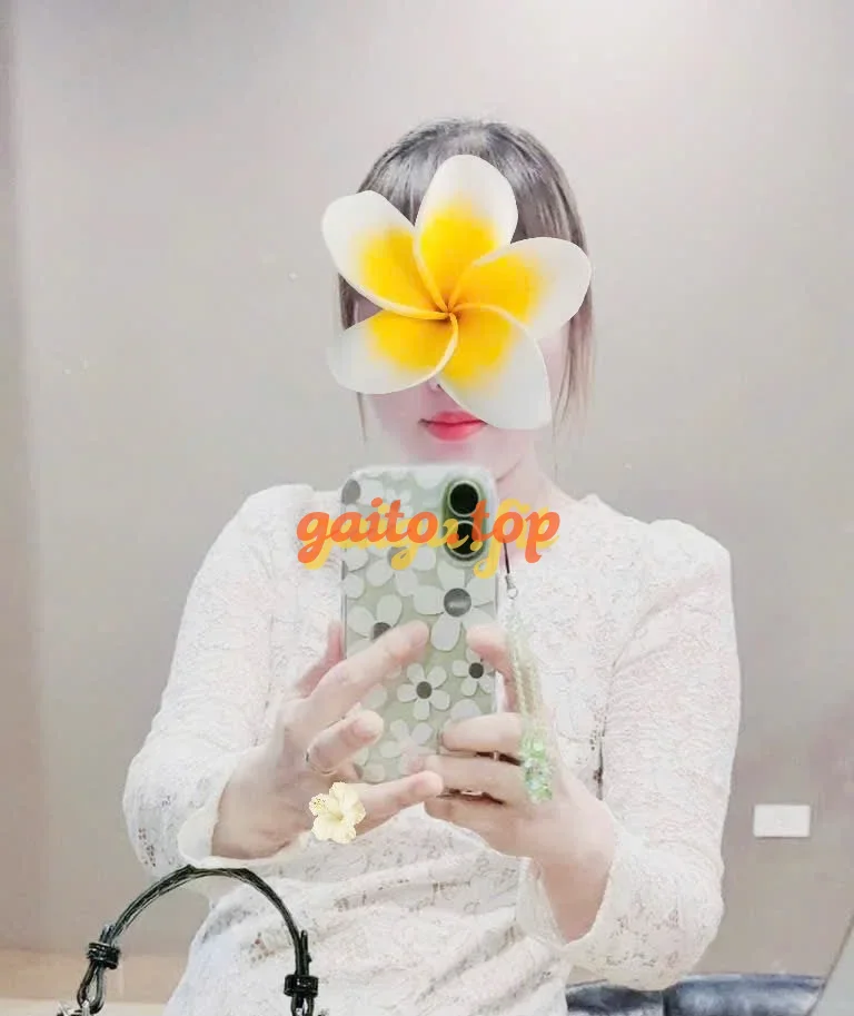 Ngọc Nhi- em tươi xanh, thơm ngon bổ rẻ!!!