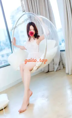 HUYỀN TRANG RẤT VUI VẺ DE THƯƠNG BJ KHÔNG PHẢI CHÊ