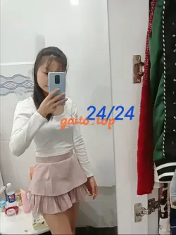 BẢO LINH - EM GÁI MỚI LỚN MẶT XINH, DÁNG ĐẸP