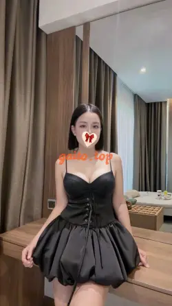 ❤️KHÁNH VY❤️ VẺ NGOÀI RẠNG RỠ, BODY RỰC CHÁY