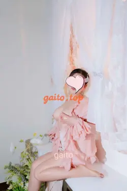 YẾN NHI _XINH ĐẸP QUYẾN RŨ DÊ THƯƠNG