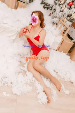 TUYẾT HƯƠNG ! MẶN MÀ CHIỀU KHÁCH TRẮNG KHÔNG TÙY VẾT