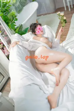 SIÊU VÒNG BA QUỲNH ANH GÁI XINH,NGỰC ĐẸP, CHIỀU KHÁCH