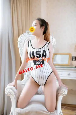 TRÚC LAM CÔ BÉ DỄ THƯƠNG HIỀN LÀNH MỚI VÀO NGHỀ LẦN ĐẦU ĐI LÀM