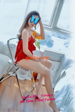 Gái Dâm Linh Hương_Vú To,Eo Nhỏ Boddy Gợi Cảm Lần Đâu Đi Làm