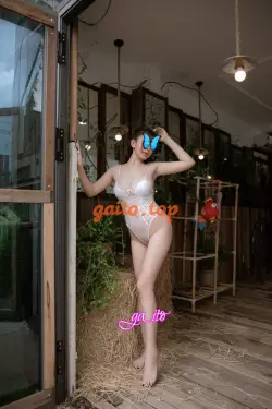 KEM❤️1M75 HOT GIRL CHÂN DÀI BODY ĐỒNG HỒ CÁT