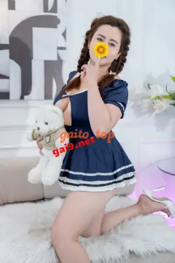 HOÀI THƯƠNG EM GÁI XUẤT THÂN TỪ MASSA THÁI THẦN DÂM