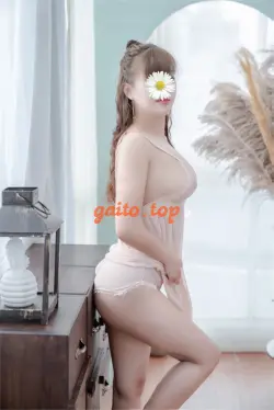 ANH THƯ - Vòng 1 siêu to mông cong bím khít - SEXY