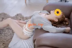 Thu Hiền - Ngoan Xinh Gái Làm Tình Ngất Ngây
