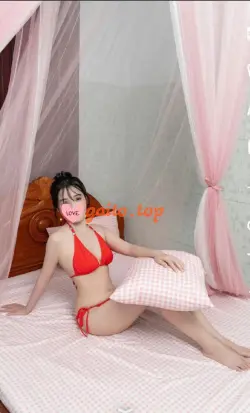 TRANG BỐNG - VẺ ĐẸP KIÊU SA, KHÓ CƯỠNG.